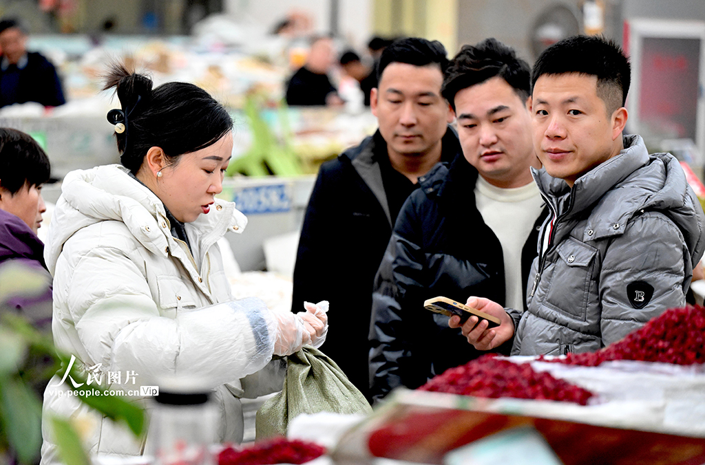 安徽亳州：年末“药市”交易繁忙【3】