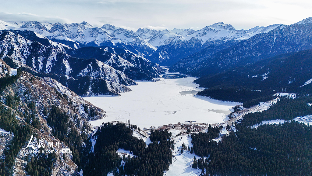 新疆阜康：天山天池冬景如画【2】