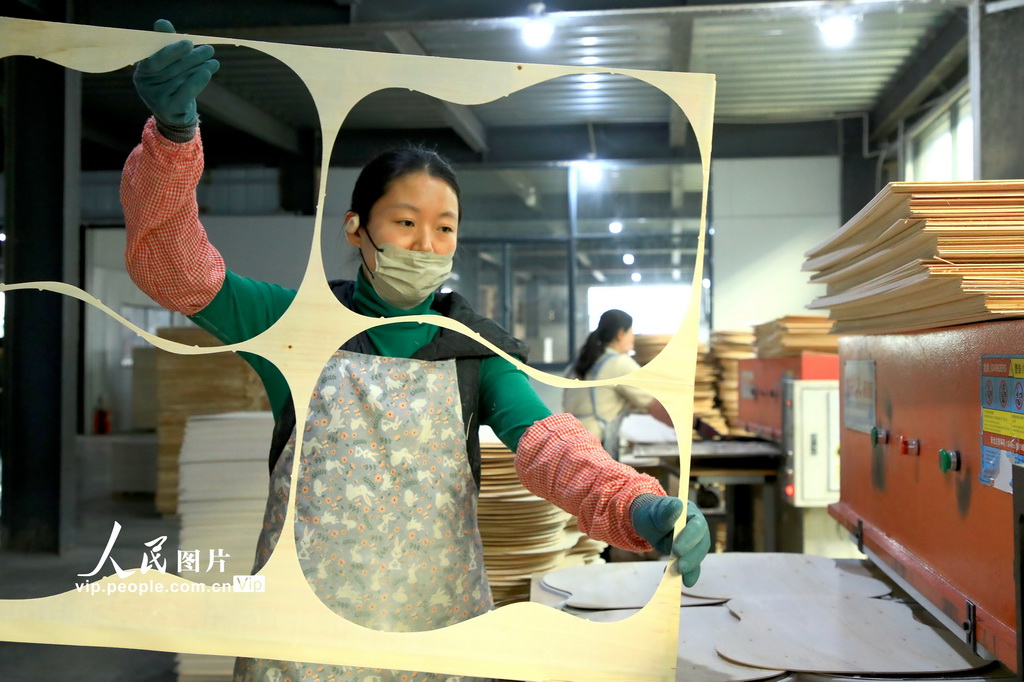 江苏沭阳：乐器产业奏响乡村“致富曲”【2】