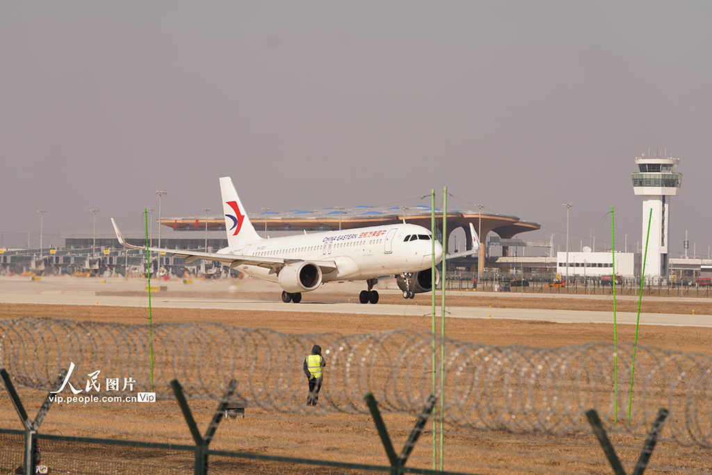 浙江嘉兴：长三角首个专业性航空货运枢纽正式投运【4】