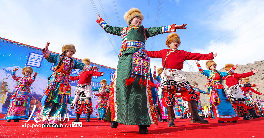 甘肃肃南：冰雪乐园欢声笑语迎新年【8】