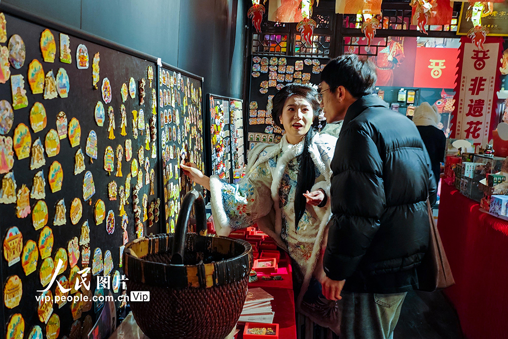山西晋中：平遥古城“夜经济”再度火爆【5】