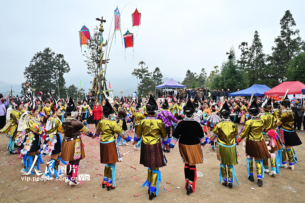 广西融水:笙歌热舞庆“苗年”【6】