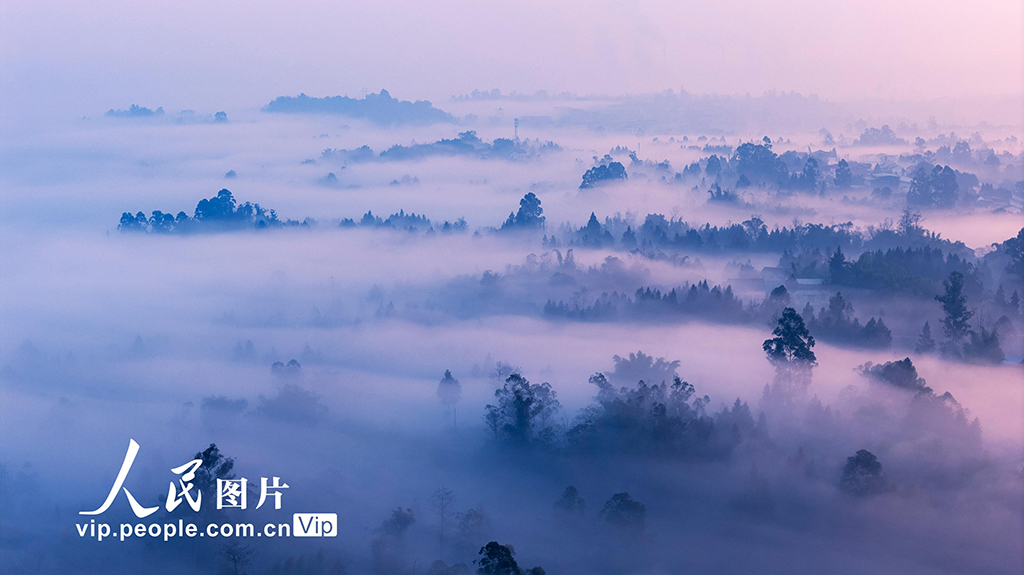 四川广安：美丽晨雾绕乡村【3】