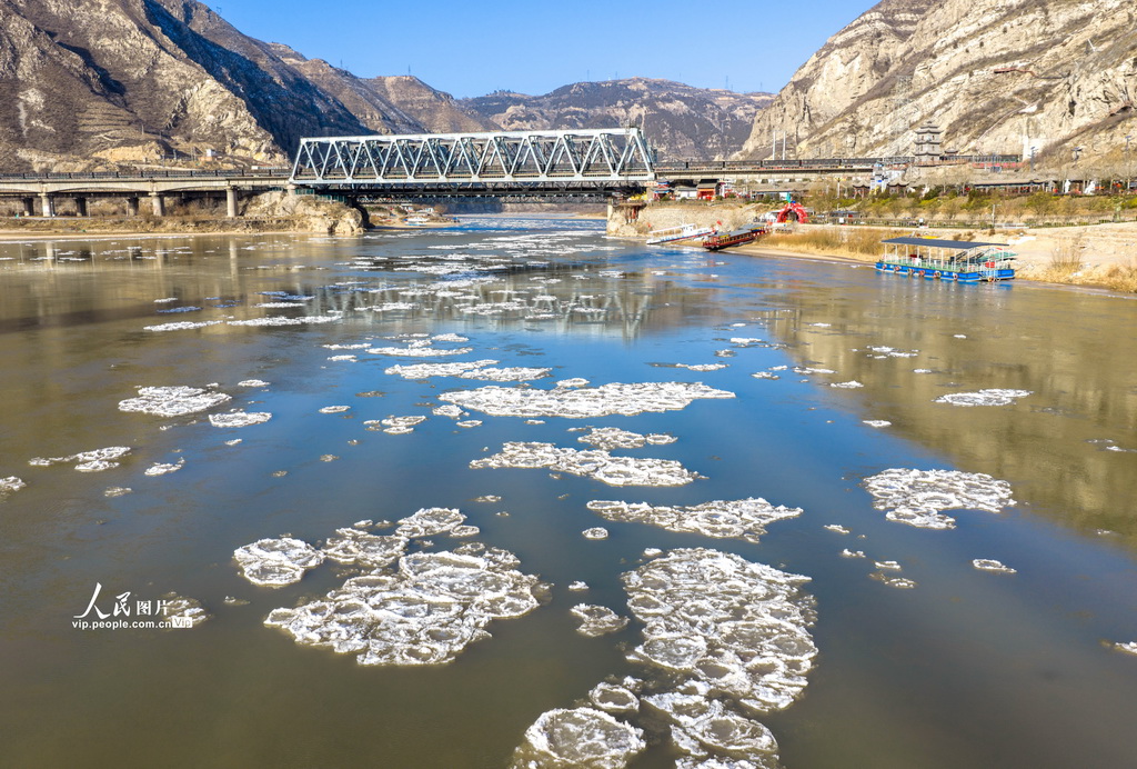 山西河津：黄河流凌蔚为壮观【2】