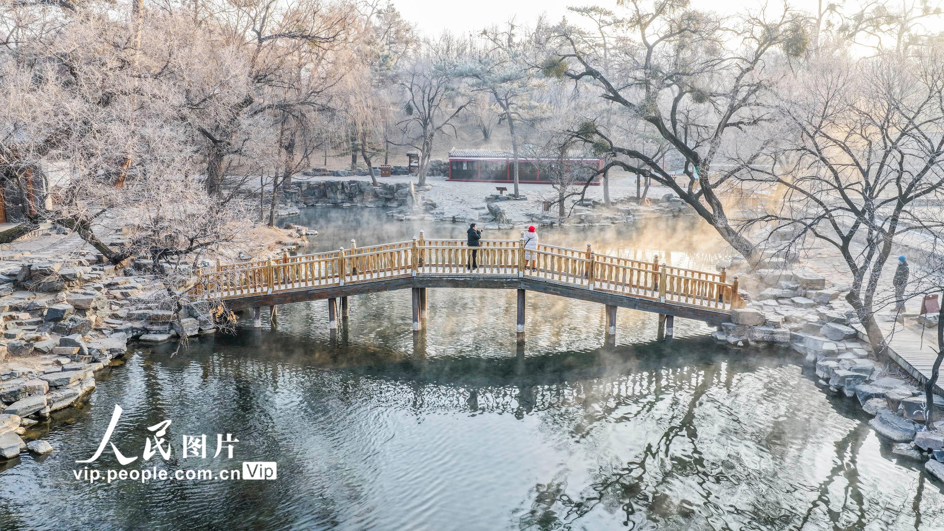 河北承德：避暑山庄现雾凇景观【7】