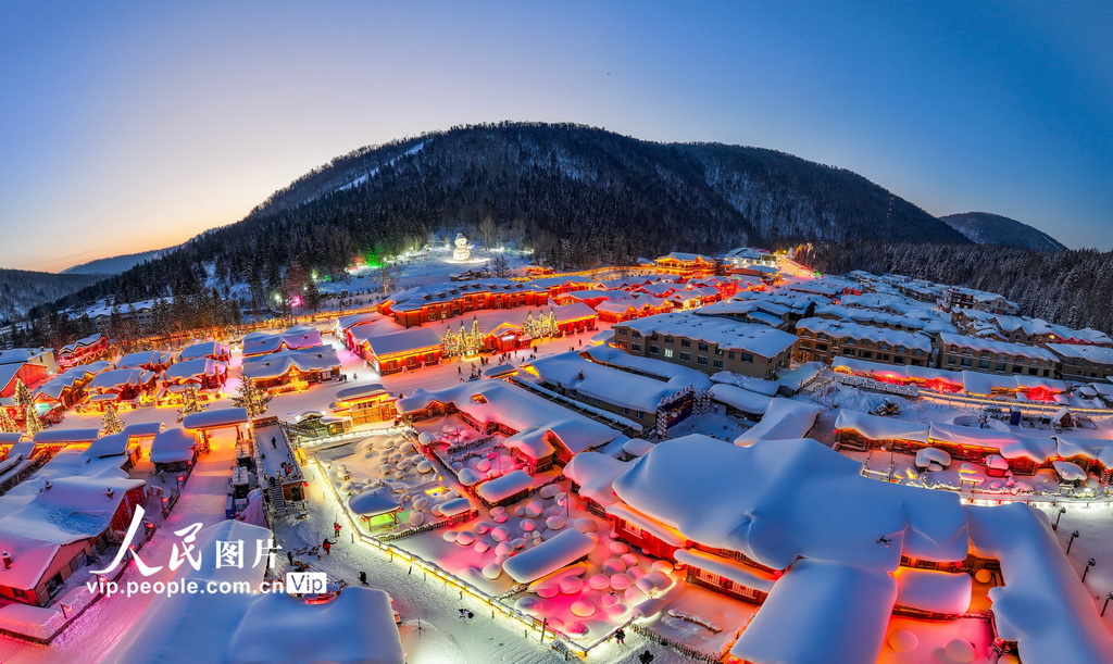 黑龙江海林：雪乡银装素裹 宛如童话世界【2】