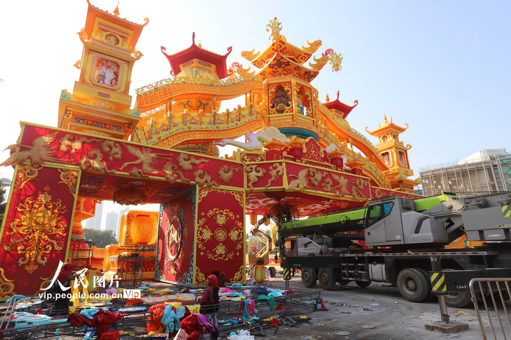 福建厦门：布置彩灯迎新春【2】