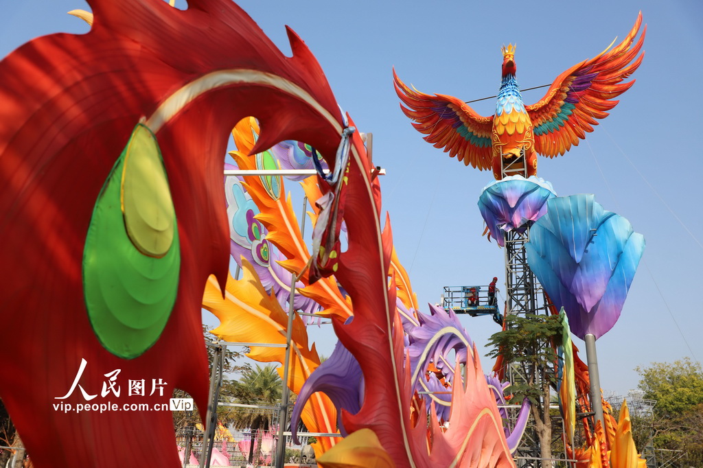 福建厦门：布置彩灯迎新春【3】