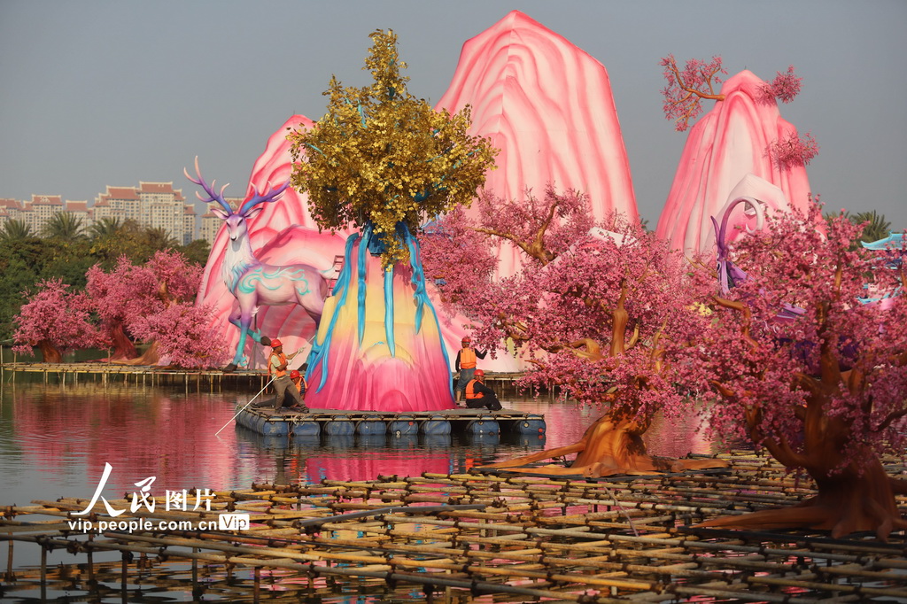 福建厦门：布置彩灯迎新春【6】