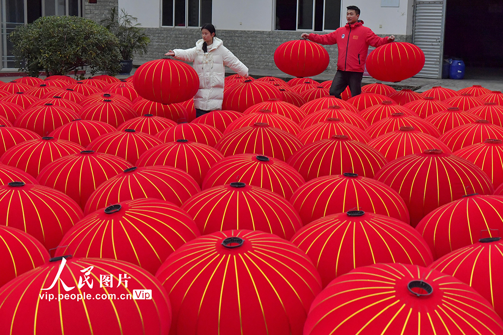 四川金堂：灯笼产销两旺【4】