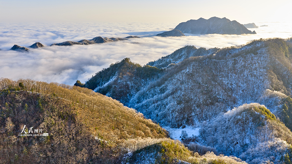 湖北神农架：神农天池现云海景观【5】
