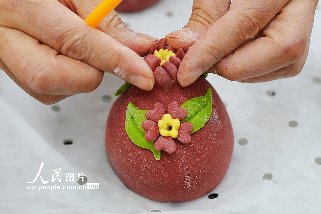 山东青岛:花饽饽俏销迎新春【5】