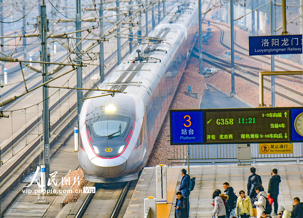 陕西延安首次开行至北京西高铁动车组列车【6】