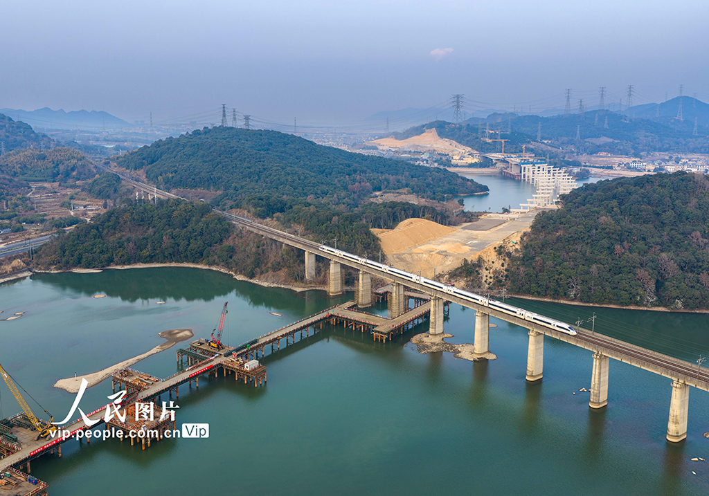 浙江宁海：杨梅岭水库大桥建设正酣【3】