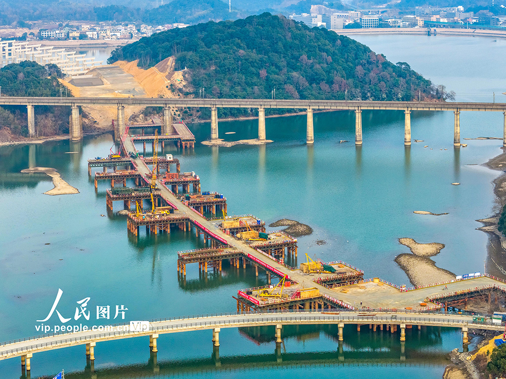 浙江宁海：杨梅岭水库大桥建设正酣【2】