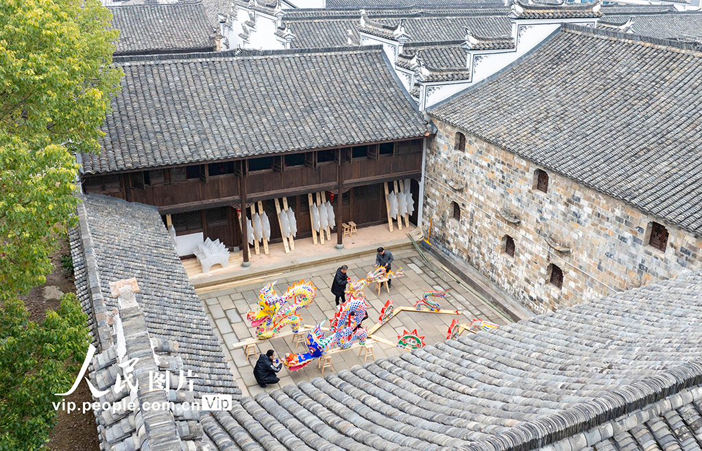 浙江浦江：赶制非遗板凳龙迎新春【8】