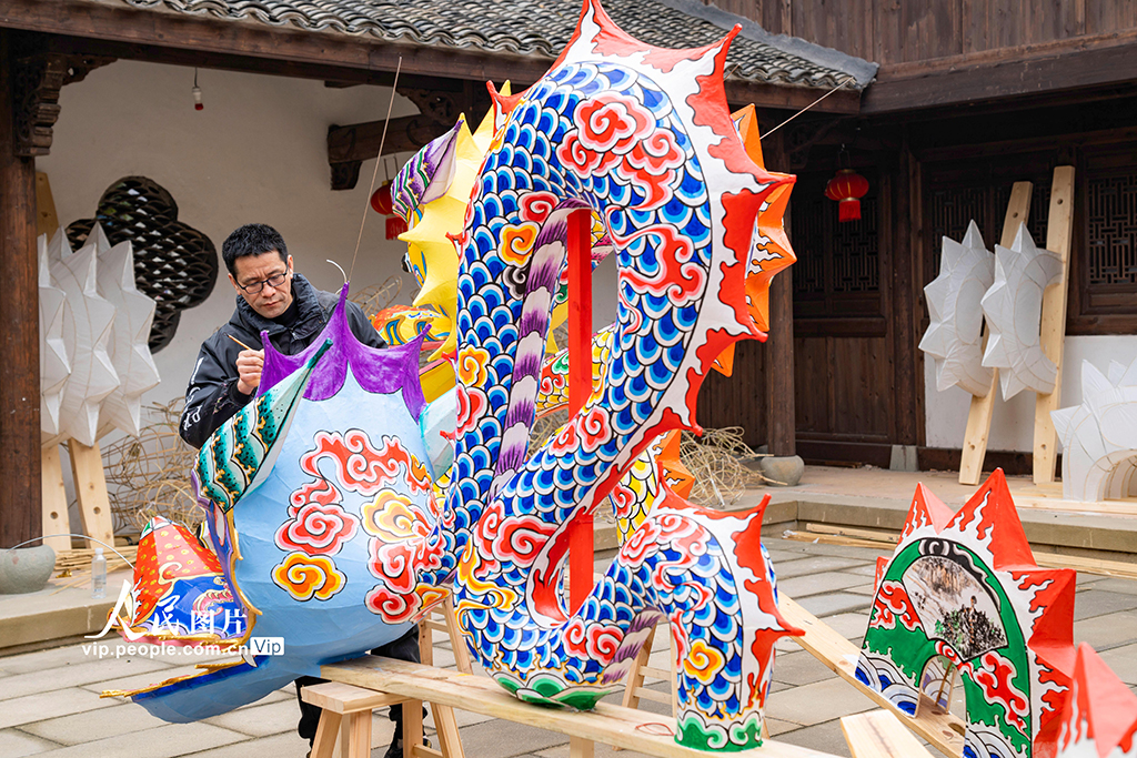 浙江浦江：赶制非遗板凳龙迎新春【5】