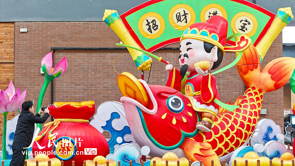 山东青岛：制花灯 迎新春【8】