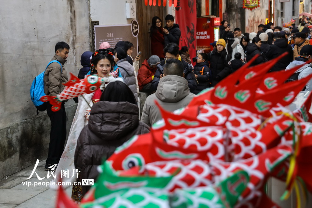 安徽歙县：古村年味浓【5】