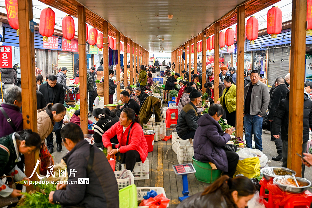 贵州铜仁：烟火人间慢火车 温暖穿行湘黔渝【6】