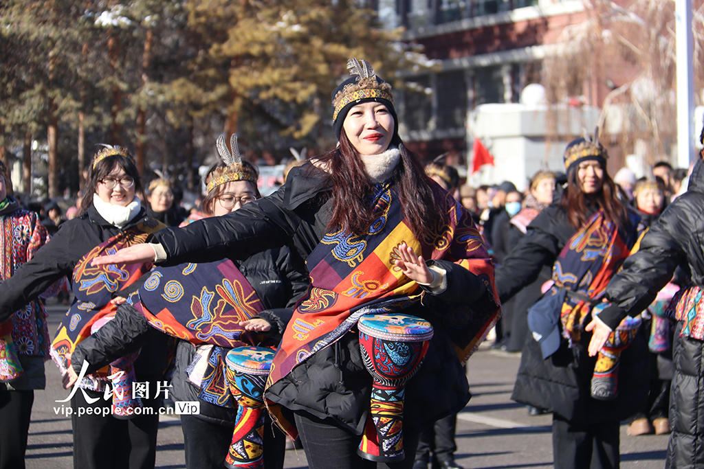 新疆阿勒泰:雪都社火闹新春【3】