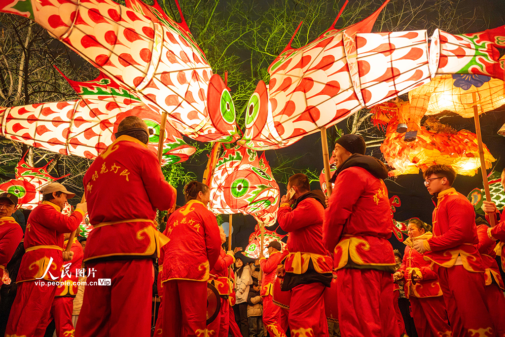 安徽黟县:非遗鱼灯闹新年【4】