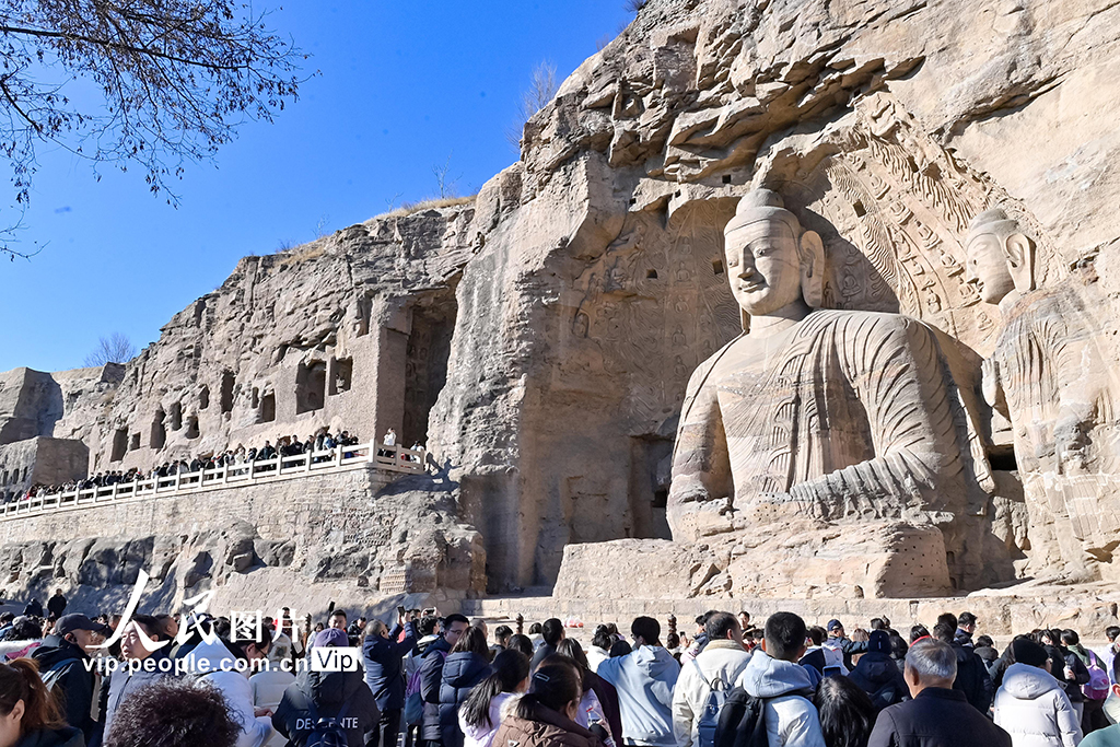 山西大同：云冈石窟景区人流如潮【6】