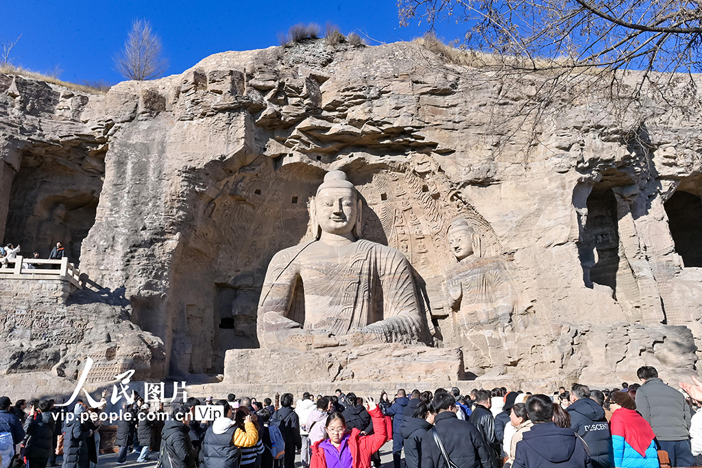 山西大同：云冈石窟景区人流如潮【7】