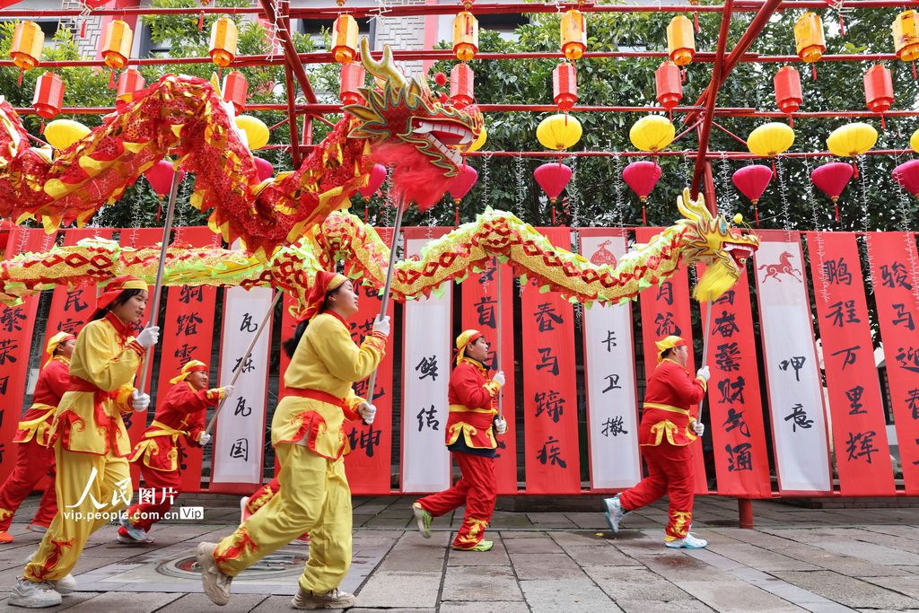 浙江德清：舞龙排演 迎元宵【2】