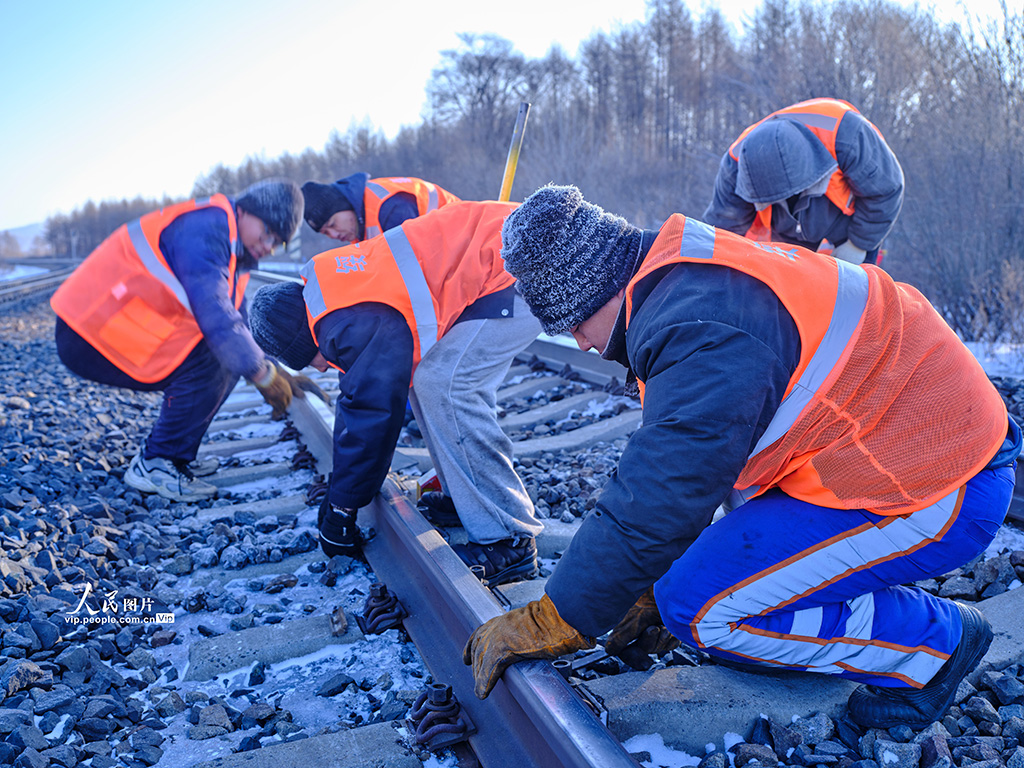黑龙江绥化:小兴安岭上的“钢轨守护者”【4】
