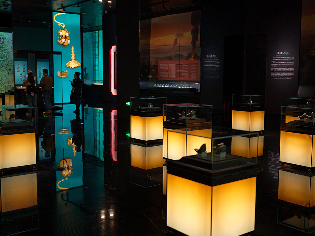 这是3月3日拍摄的江口沉银博物馆内部展陈。