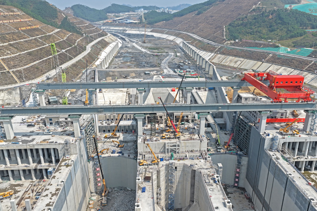 这是3月5日拍摄的广西平陆运河马道枢纽建设现场(无人机照片)。