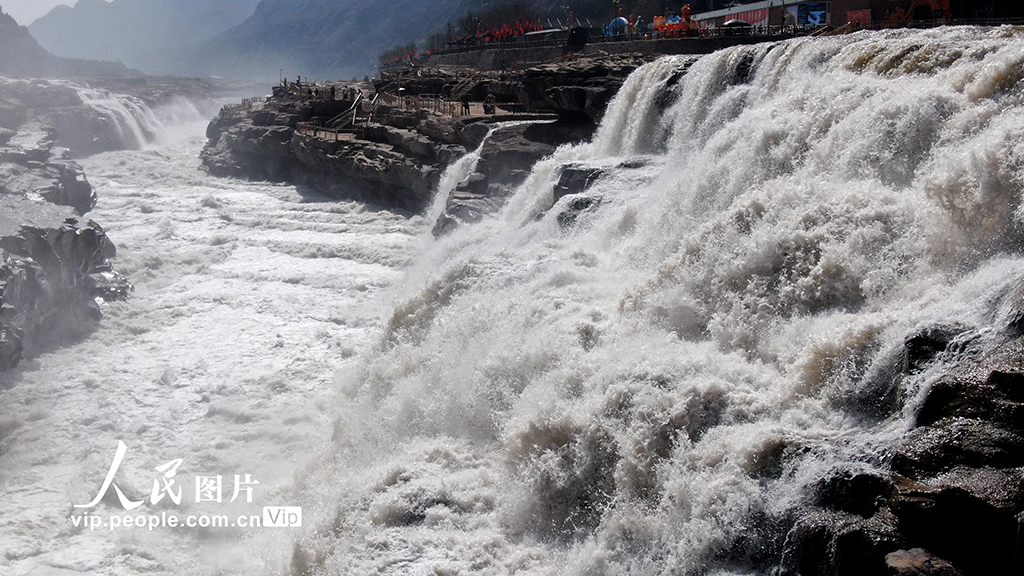 山西吉县:黄河壶口瀑布气势磅礴【4】