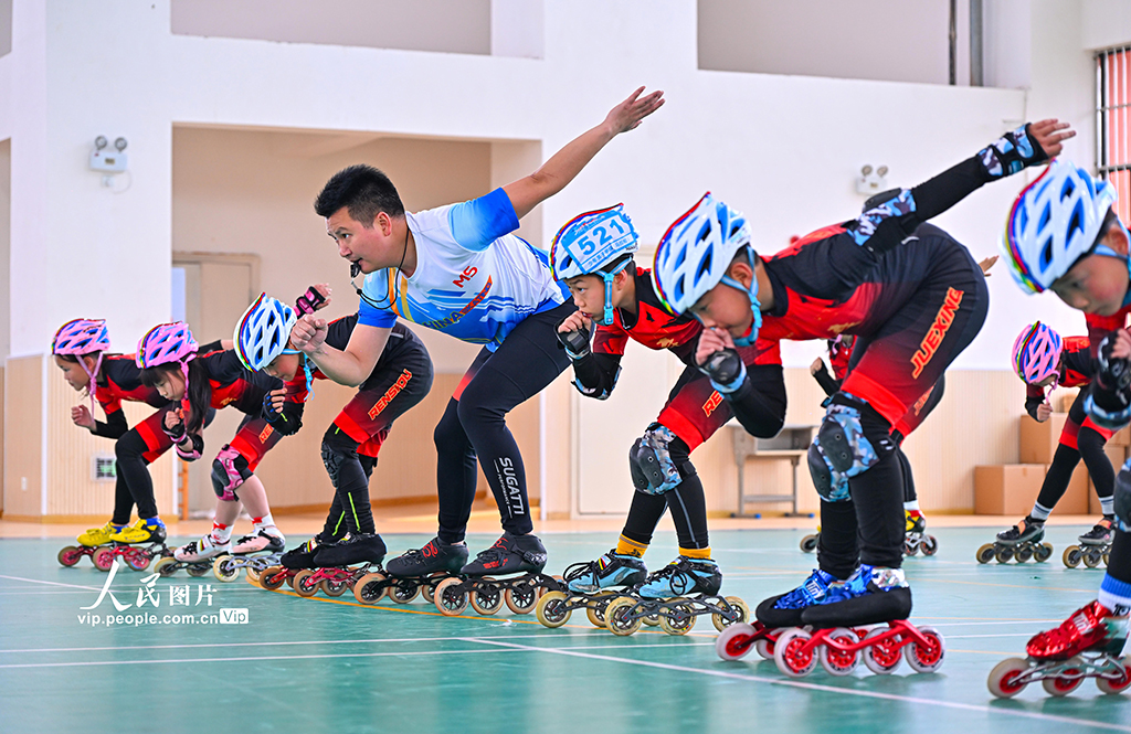 四川仁寿：轮滑运动进校园【2】