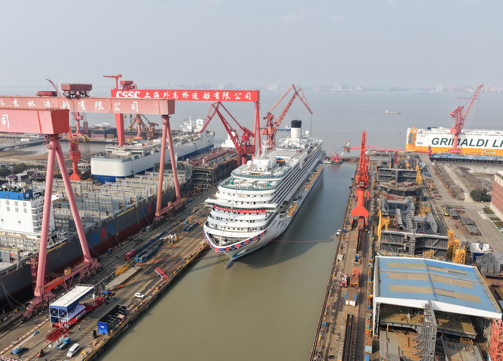 3月19日拍摄的第二艘国产大型邮轮“爱达·花城号”（无人机照片）。