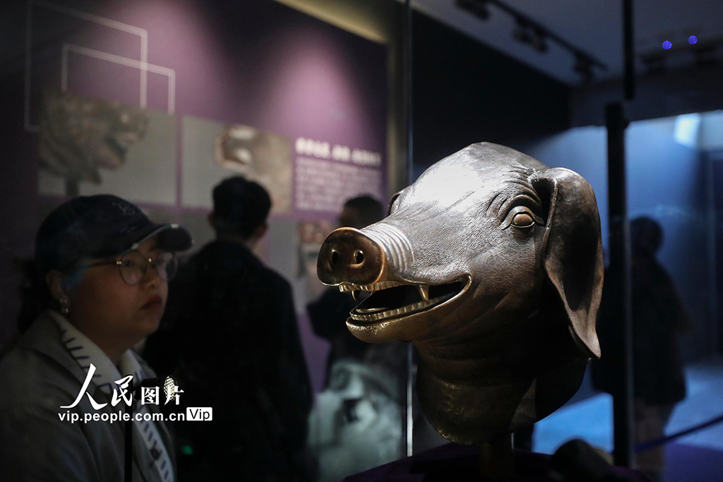 河南洛阳：“圆明园兽首暨海外回流文物特展”举行【8】