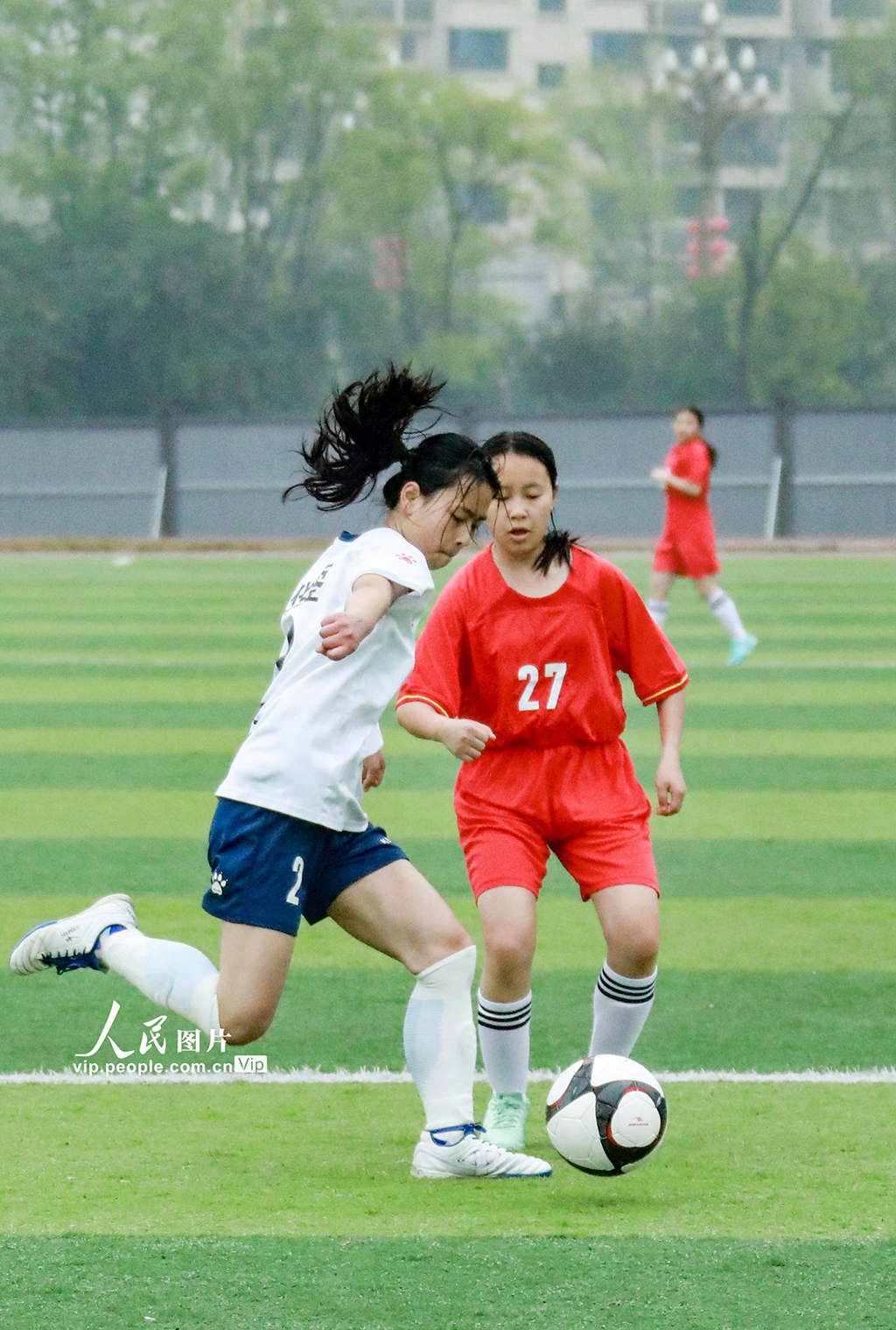 四川广安：绿茵场上展风采【2】