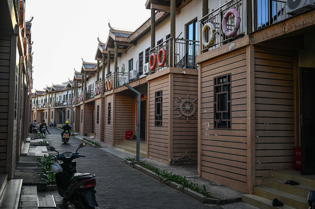 3月19日在海南三沙赵述岛拍摄的民居。