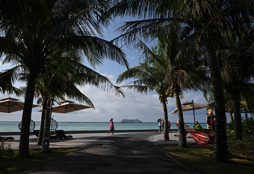 3月20日拍摄的海南三沙赵述岛海岸景色。