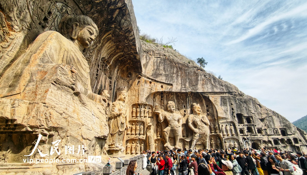 河南洛阳:春游龙门石窟【3】