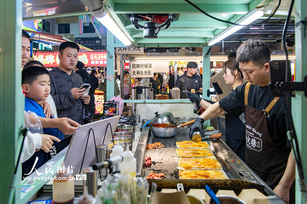 浙江金华：夜市火热引客来【4】