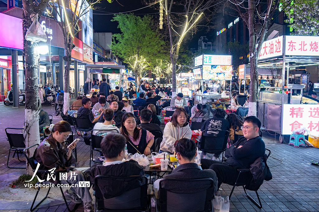 浙江金华：夜市火热引客来【6】
