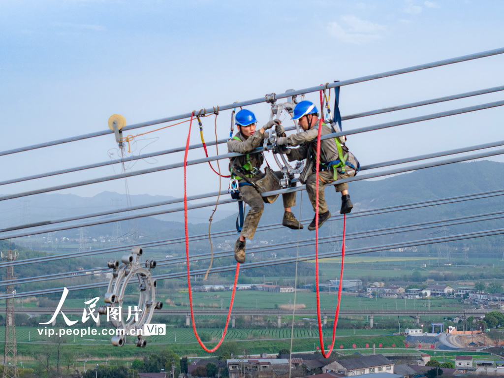 安徽芜湖：“西电东送”输电工程加紧建设【2】