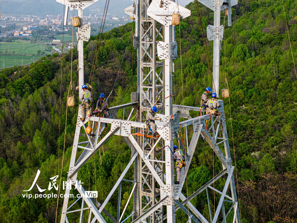 安徽芜湖：“西电东送”输电工程加紧建设【4】