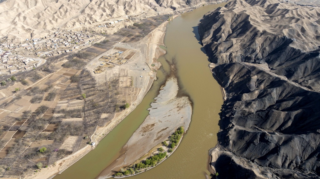 这是4月6日拍摄的南长滩村（无人机照片）。