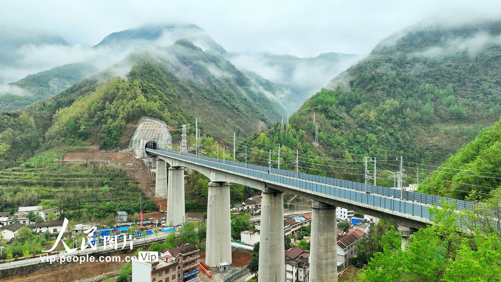 陕西:建设中的西康高铁【6】