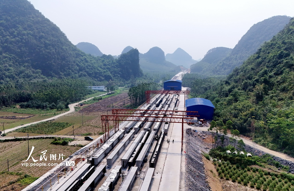 广西：鱼宜高速建设提速 攻坚冲刺保通车【4】