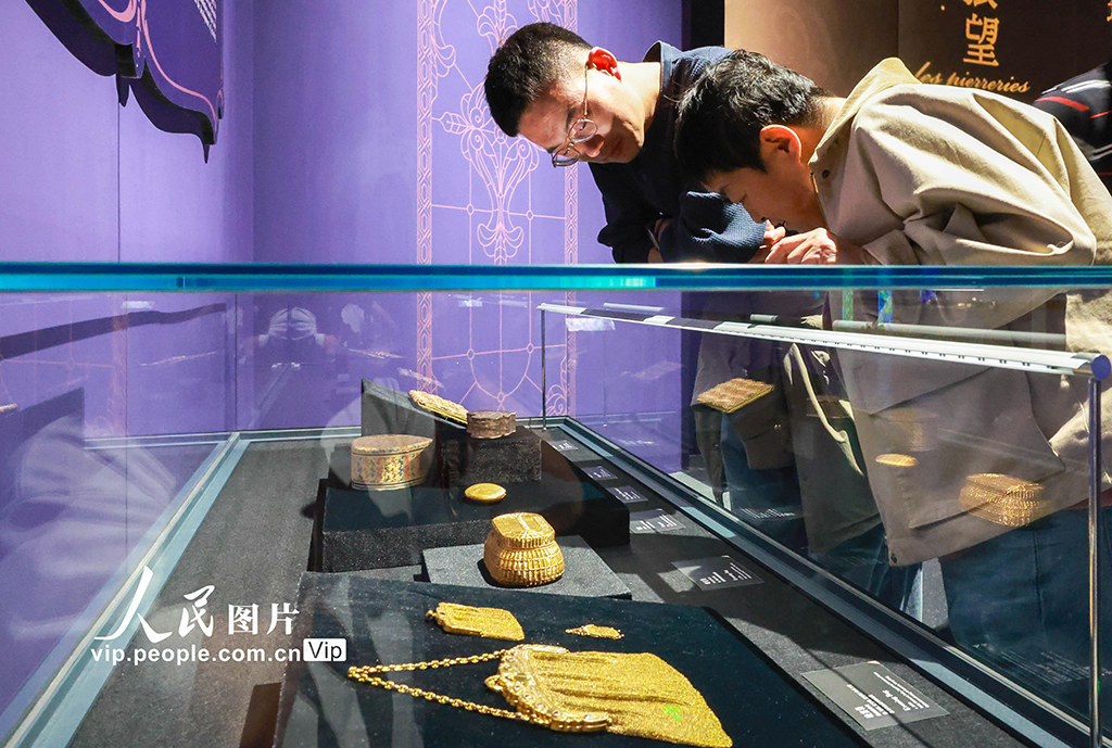 “璀璨:16至20世纪典藏珍宝艺术展”亮相内蒙古博物院【3】