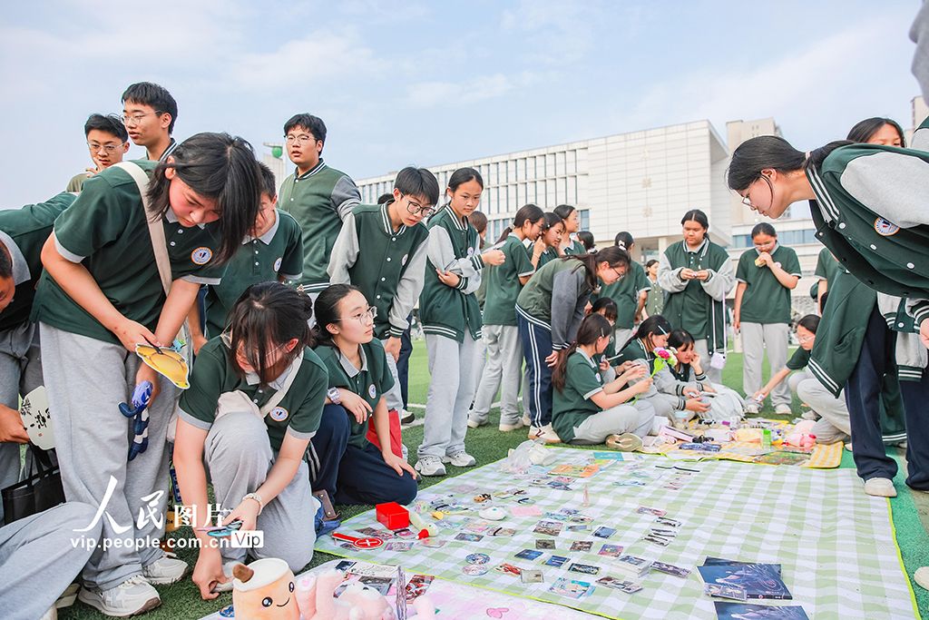 江苏宿迁:校园跳蚤市场 让闲置物品“活”起来【3】